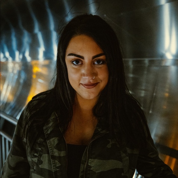 Meet your Posher, Chelsea - Picture 3 of 15